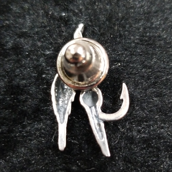 Vintage Kabana fly fisherman pin - Picture 2 of 3